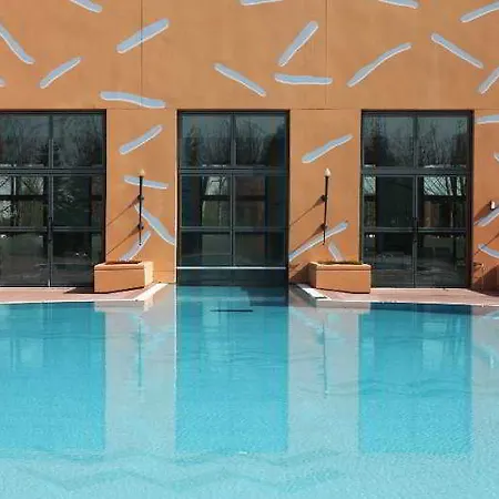 Cheyenne Hotel Coupvray